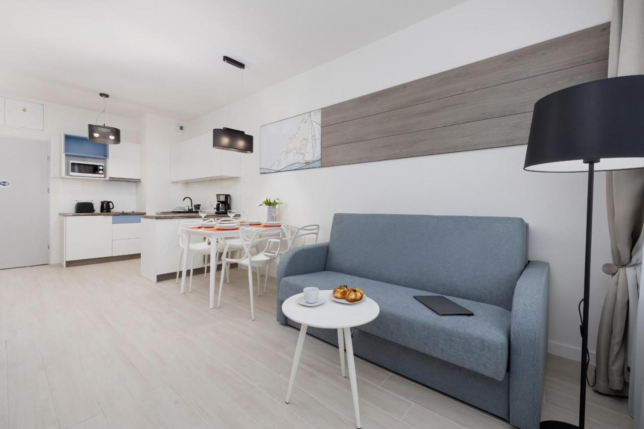 Apartment Aquamarina Onyx By Renters